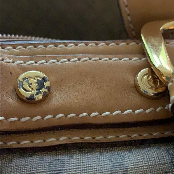 Vintage Gucci Suitcase.  Gold plated hardware. - Picture 8 of 16